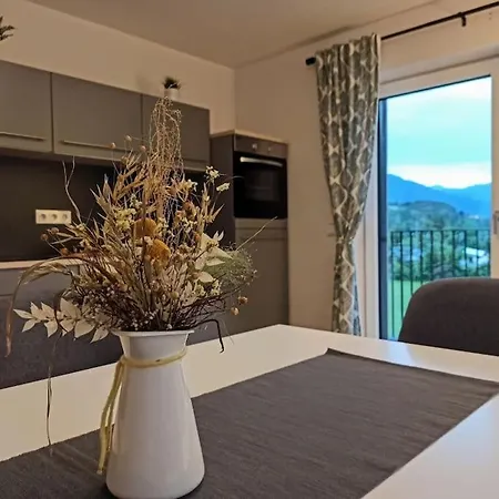 Tonis - Ihr Bett Im Herzen Des Salzkammergutes Apartmán Bad Goisern